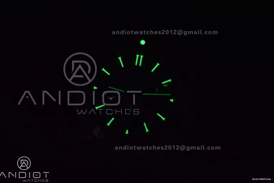 B01 A Chrono BLS Navitimer LE Version 1:1 SS Thermal L-Green Blk Best 430 43mm 0717